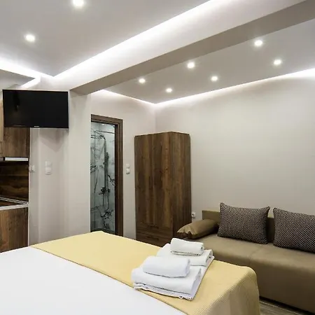 Nikolaidis Apartments Nea Plagia Exterior photo