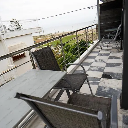 Nikolaidis Apartments Nea Plagia Exterior photo